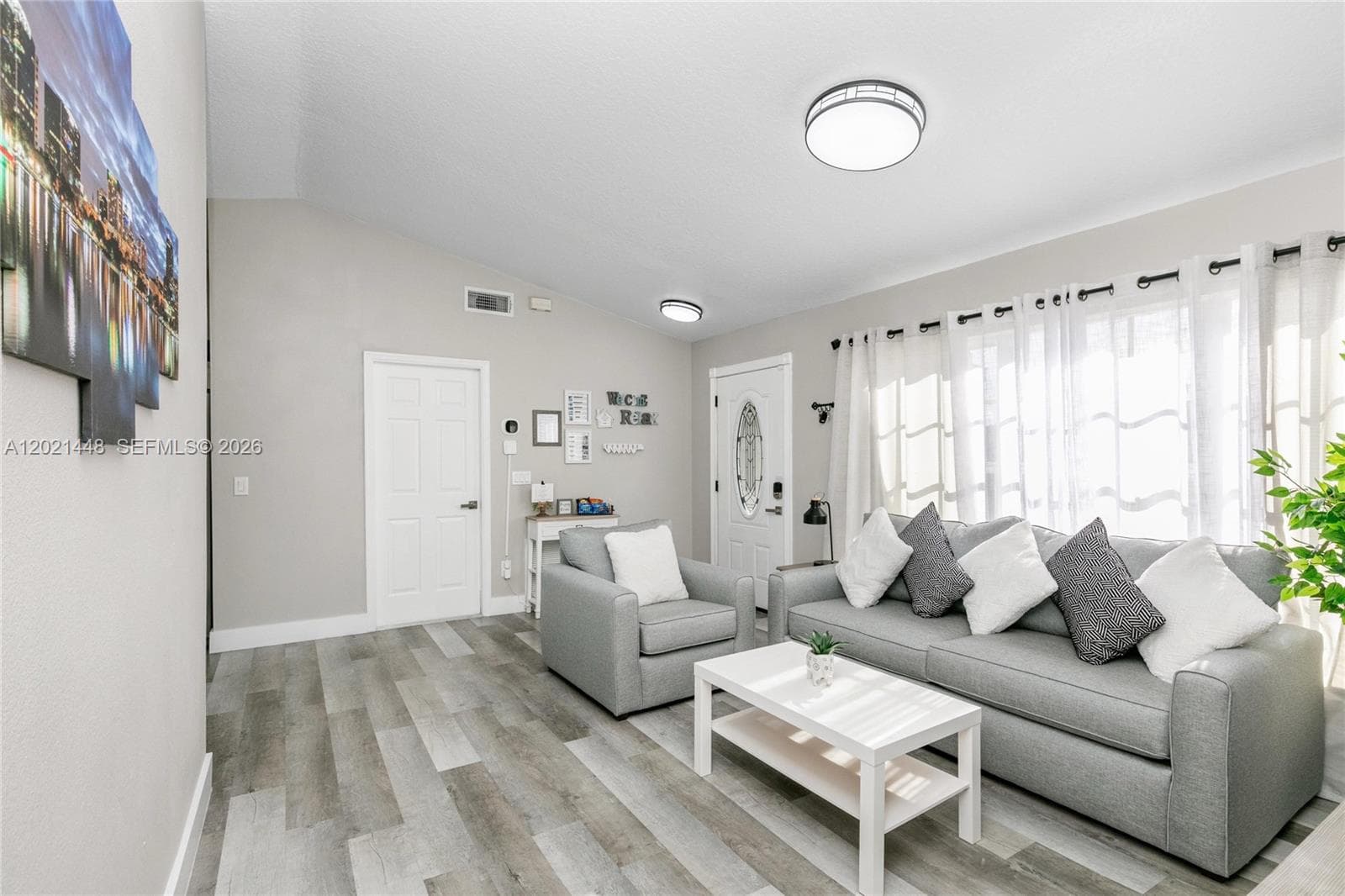 5608 Mandarin, Davenport, FL 33986 photo 2