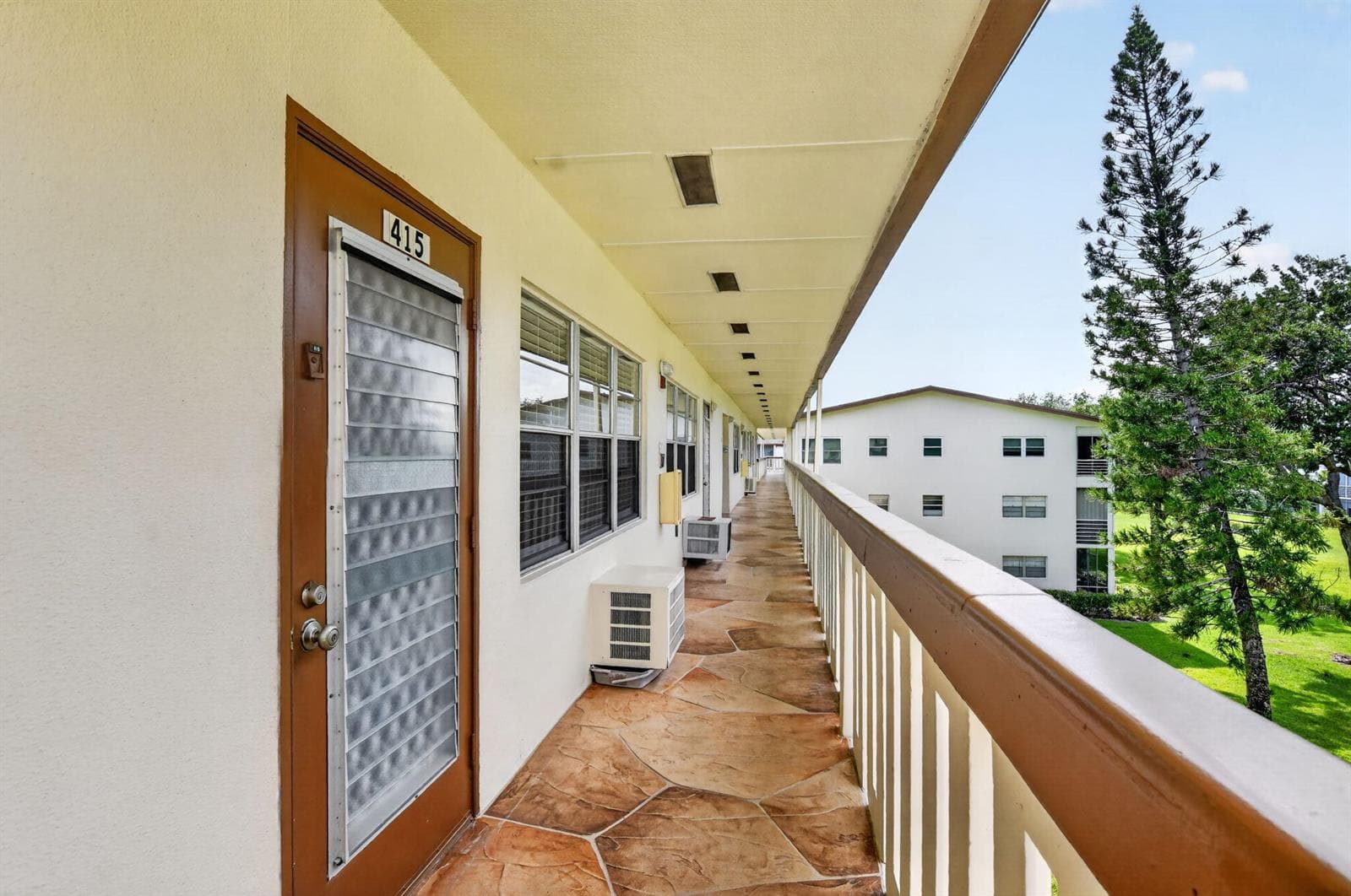 415 Mansfield # J, Boca Raton, FL 33434 photo 2