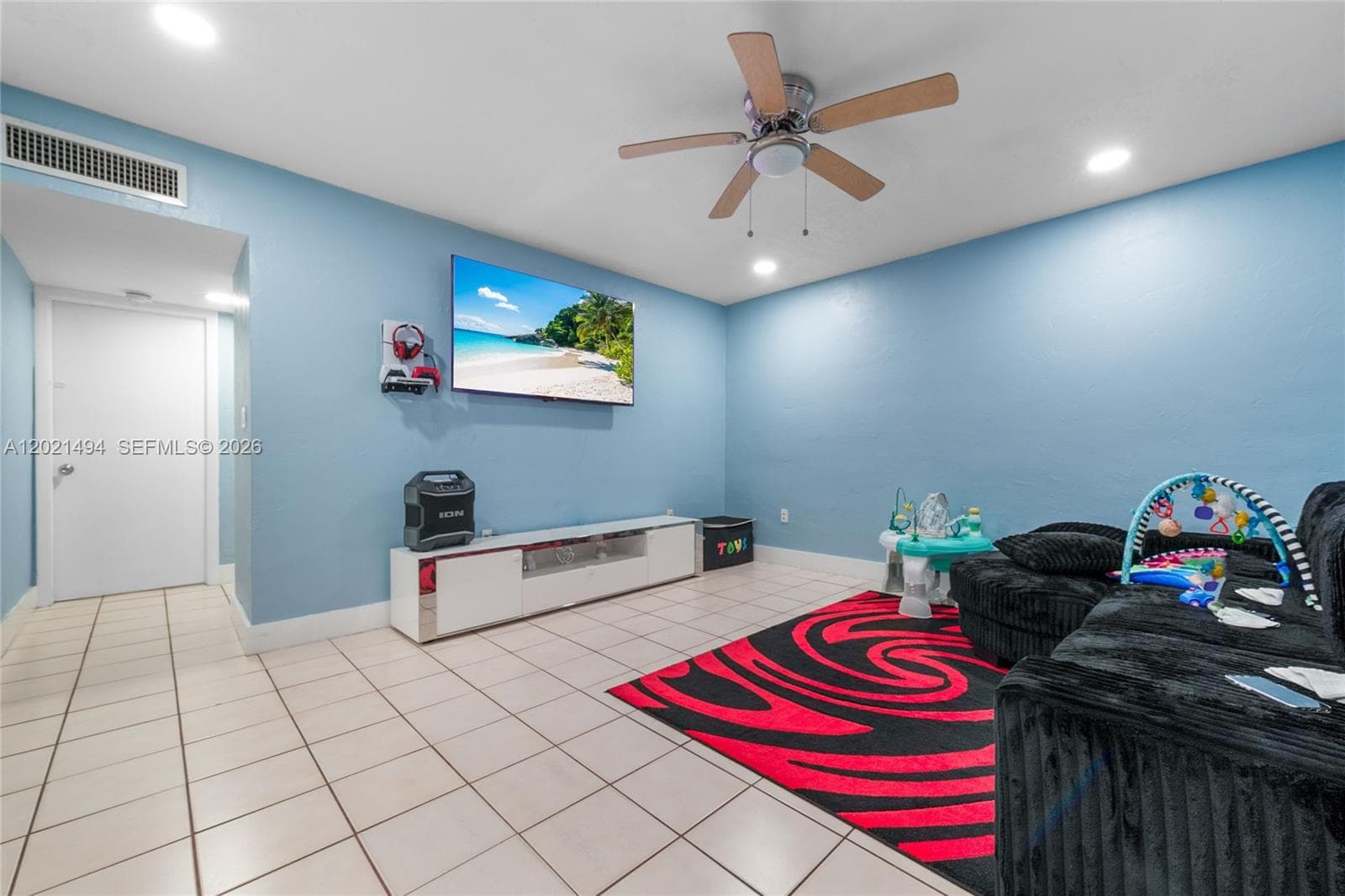 4655 Palm Ave # 332, Hialeah, FL 33012 photo 2