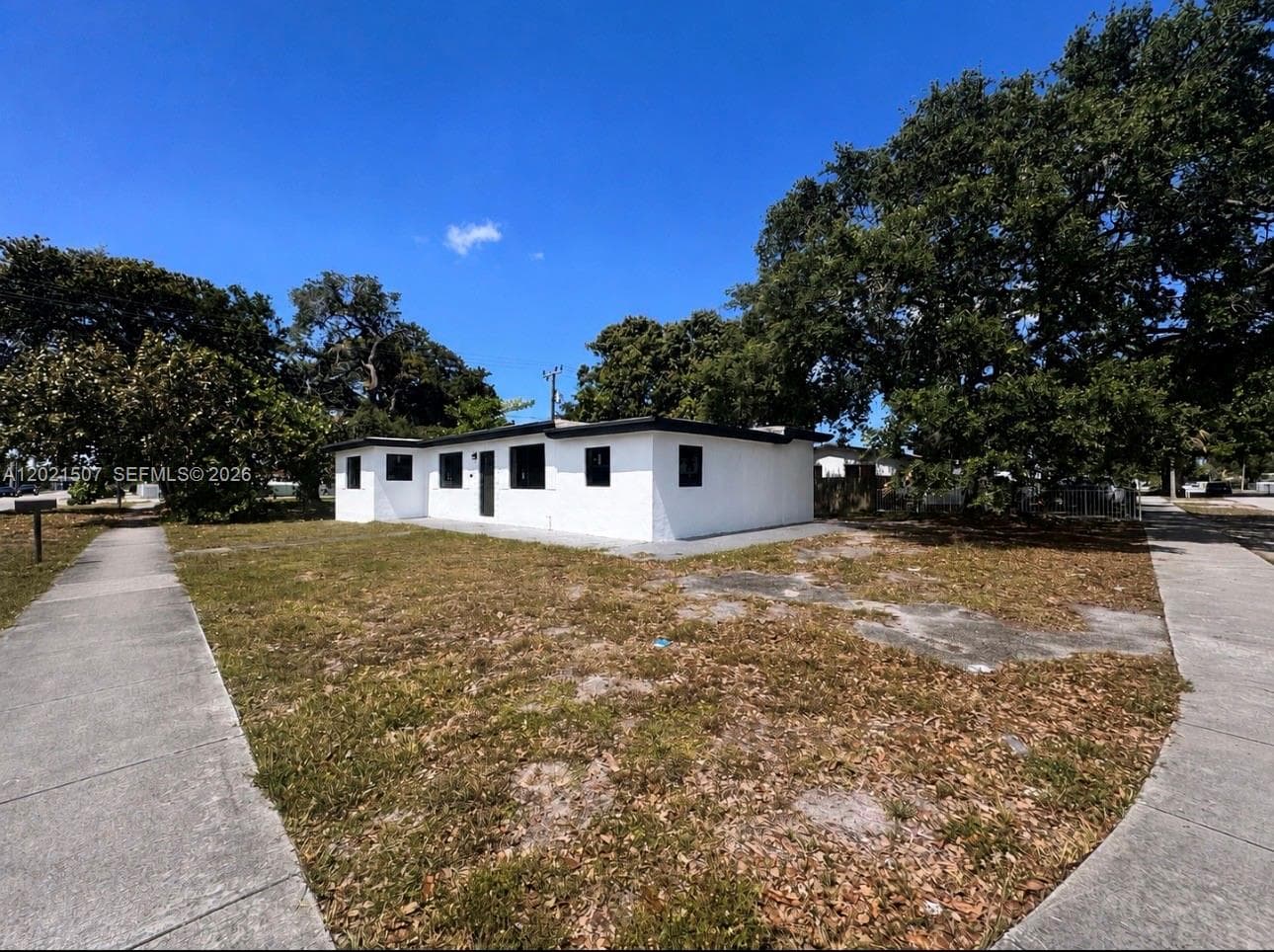 16301 NW 32nd Ave, Miami Gardens, FL 33054 photo 2