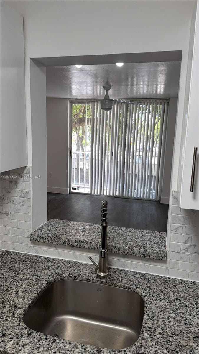 1740 NW N River Dr # 325, Miami, FL 33125 photo 2