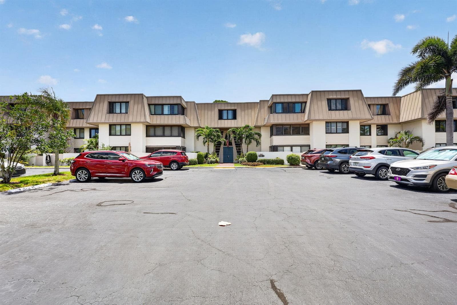1800 SE Saint Lucie Boulevard # 11-203, Stuart, FL 34996 photo 2