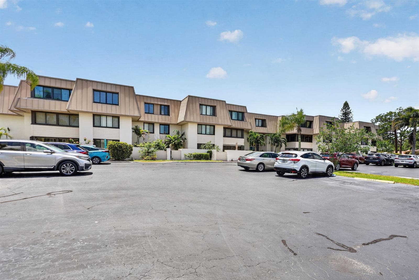 1800 SE Saint Lucie Boulevard # 11-203, Stuart, FL 34996 photo 4