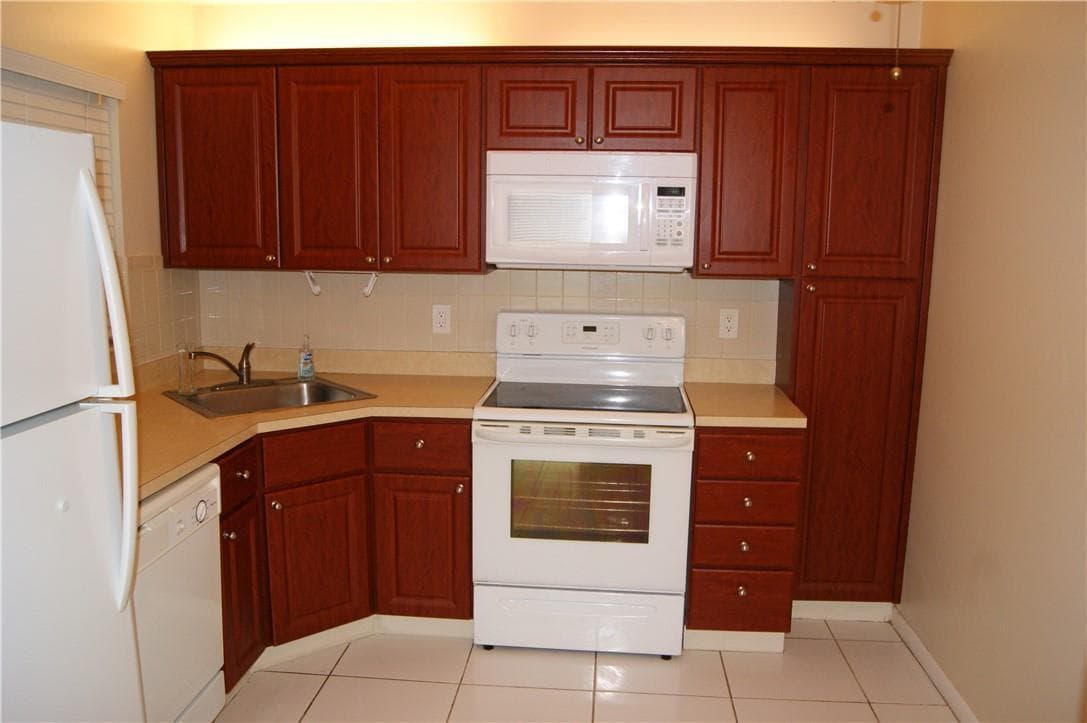 3781 Cocoplum Circle # 3579, Coconut Creek, FL 33063 photo 4