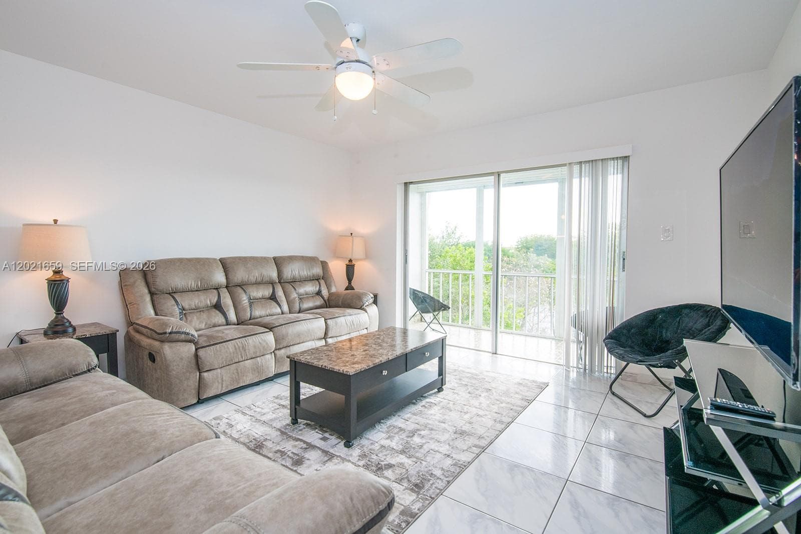 4650 Washington St # 502, Hollywood, FL 33021