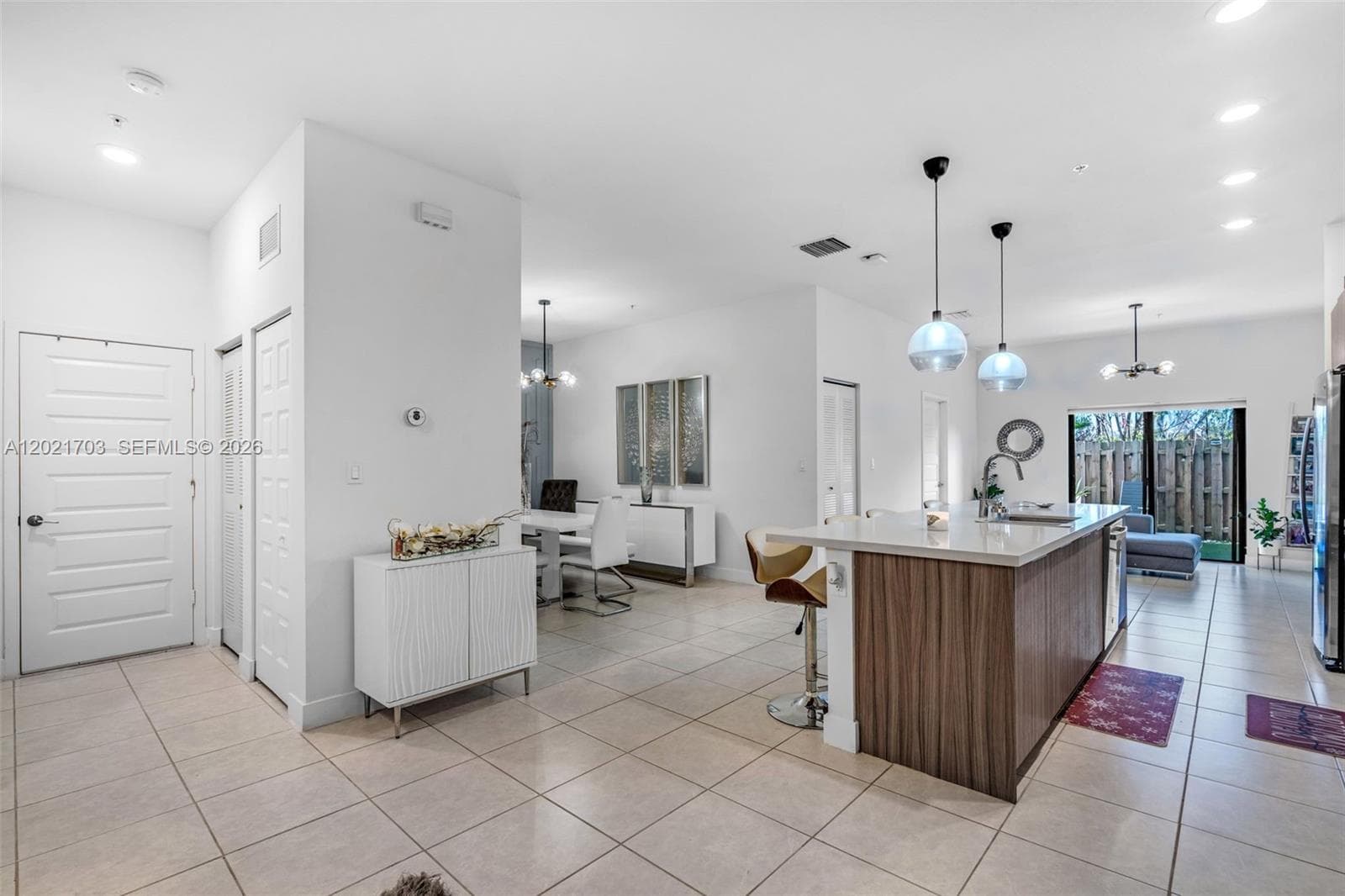 8015 NW 104th Ave # 3, Doral, FL 33178 photo 2
