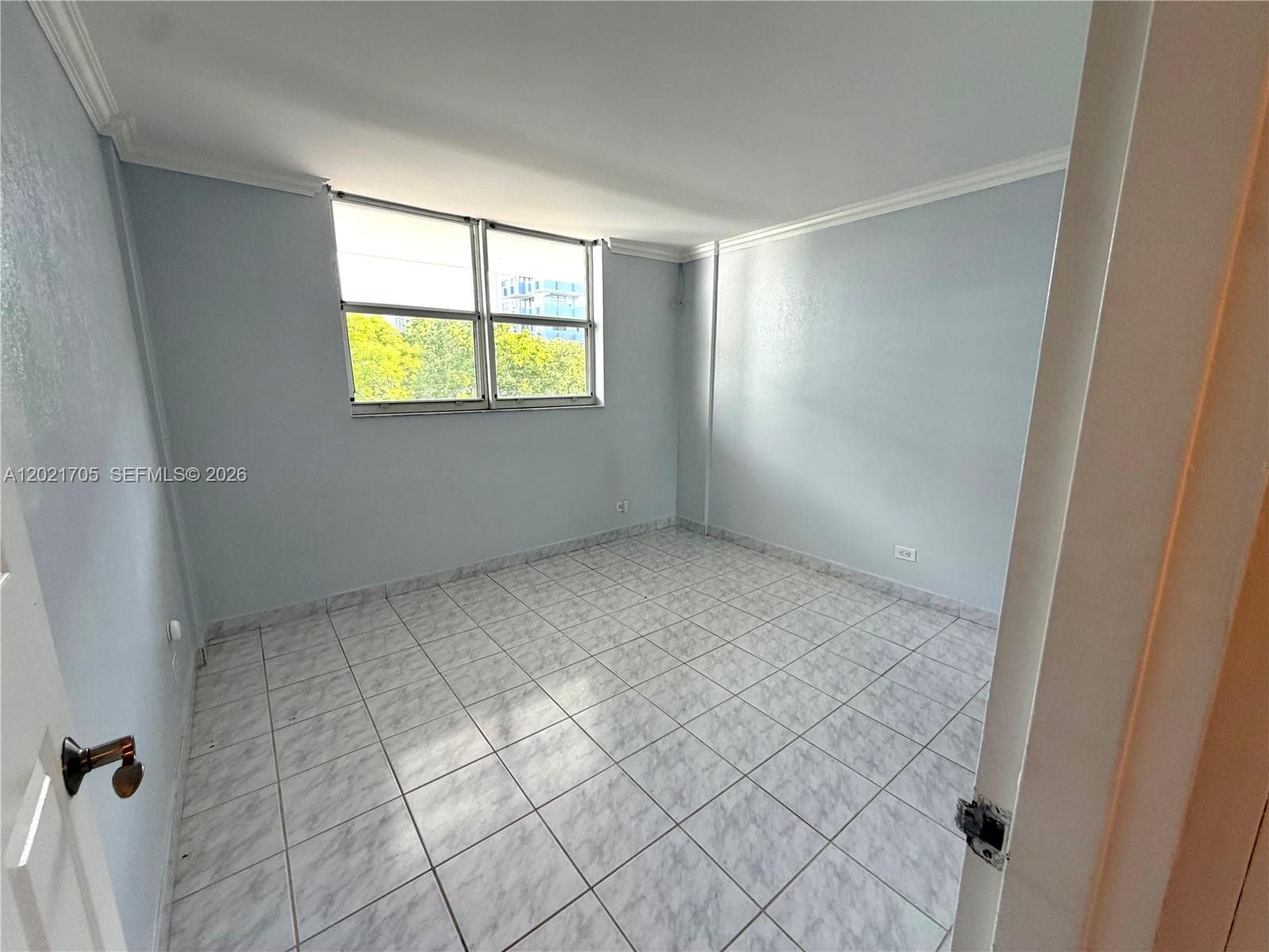 3660 NE 166th St # 414, North Miami Beach, FL 33160 photo 5