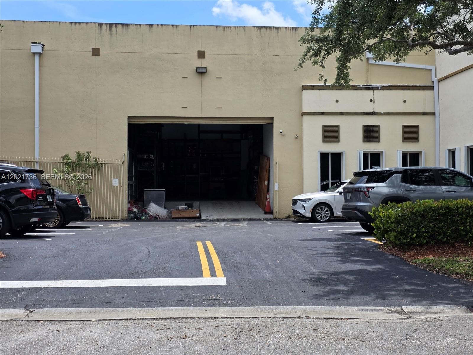 10420 NW 37th Ter, Doral, FL 33178 photo 3