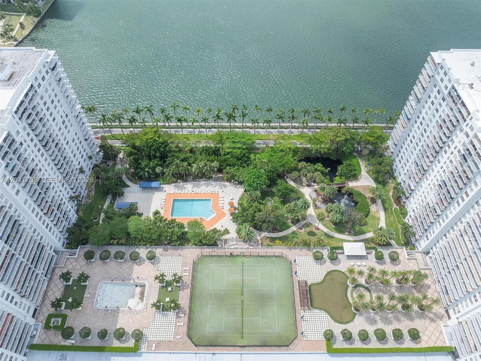 2851 NE 183rd St # 2112E, Aventura, FL 33160 photo 3
