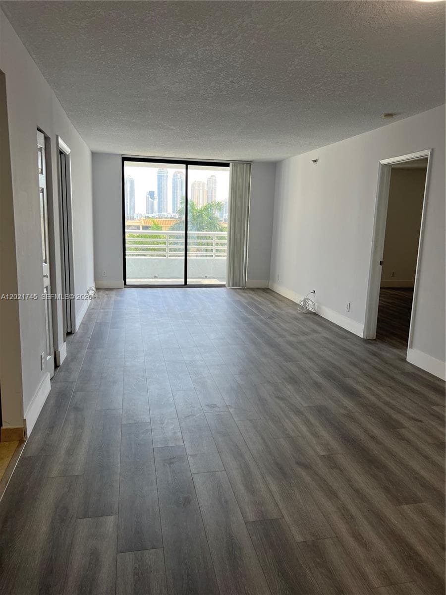 3300 NE 192nd St # 616, Aventura, FL 33180 photo 4