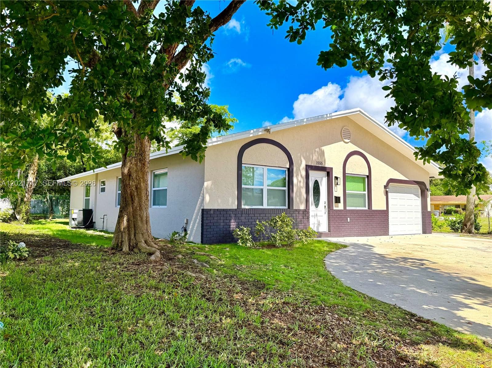 1555 NW 6th Ave, Pompano Beach, FL 33060 photo 4