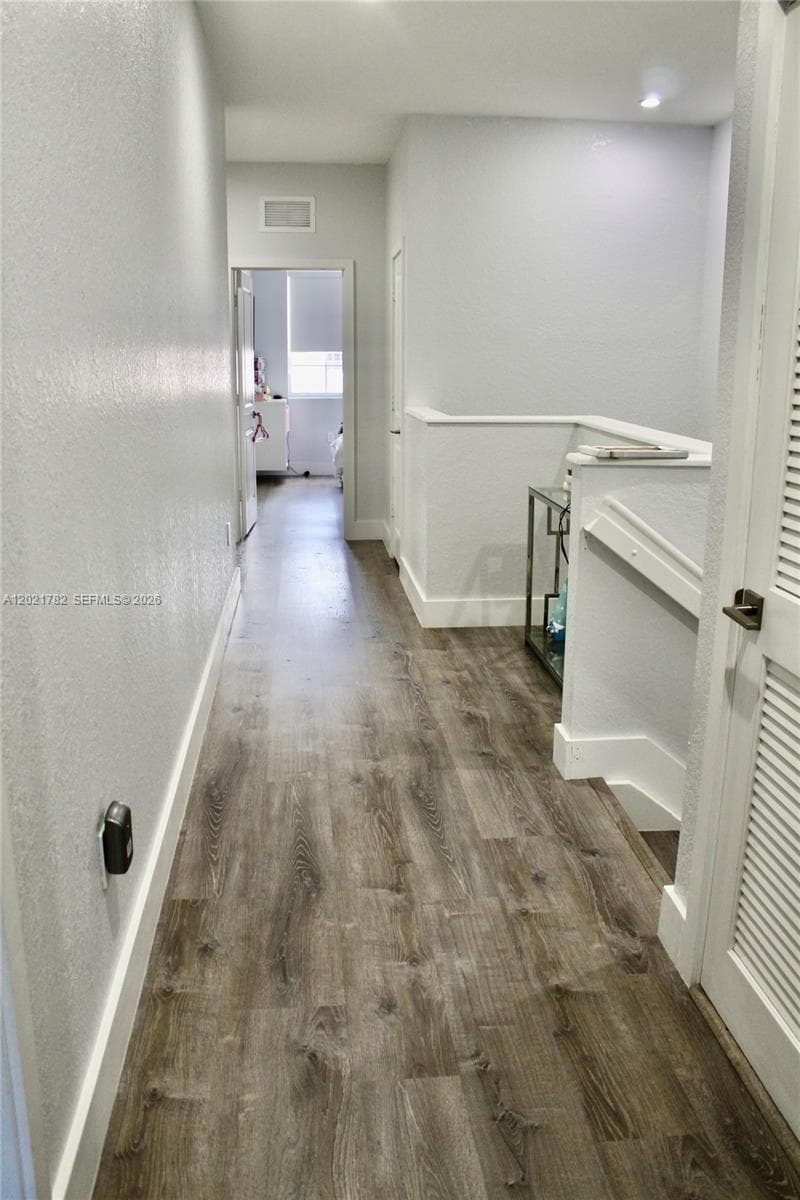 1463 SE 24th Ter, Homestead, FL 33035 photo 5