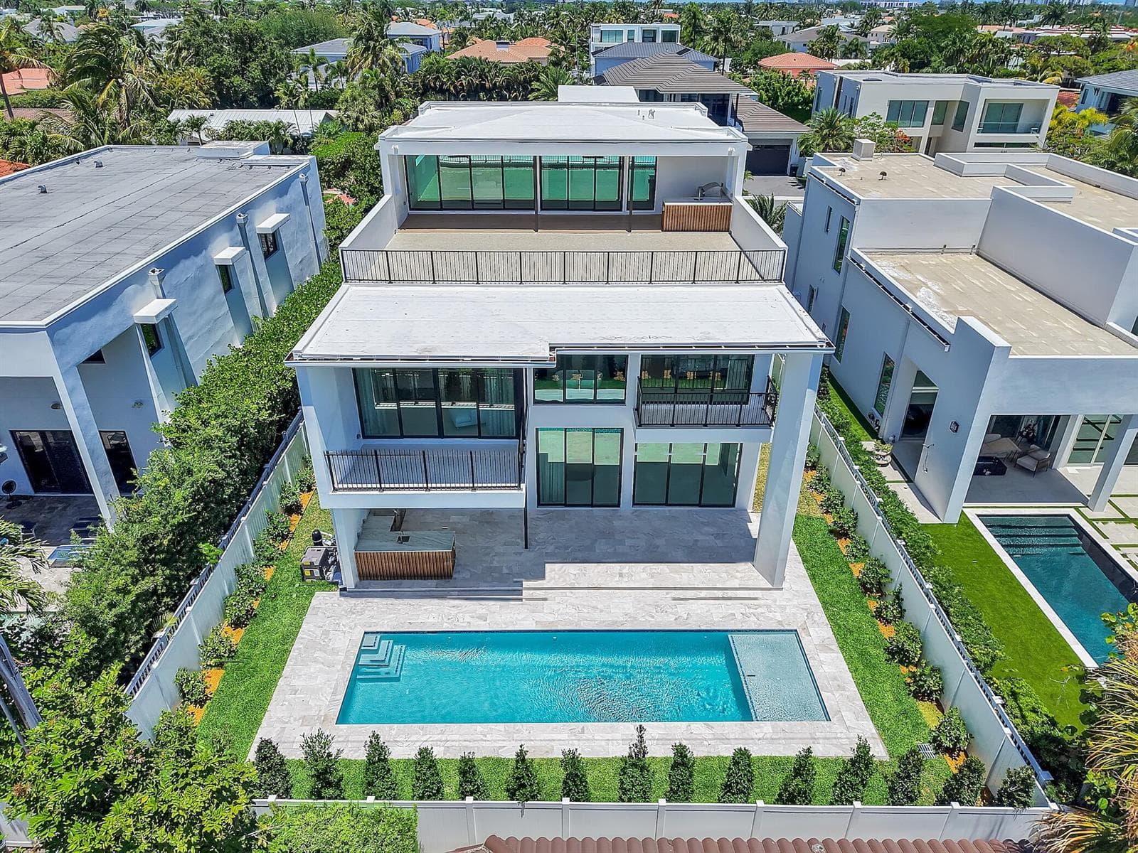 344 NE 2nd Street, Boca Raton, FL 33432 photo 2