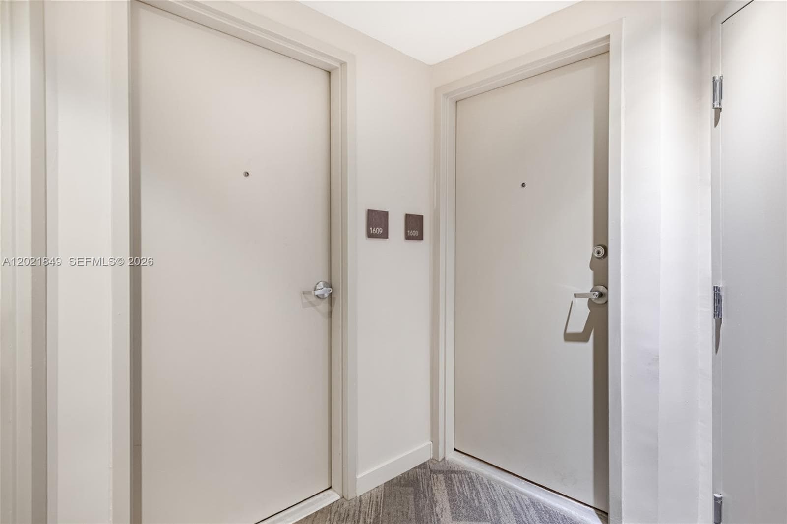 1010 SW 2nd Ave # 1608, Miami, FL 33130 photo 5