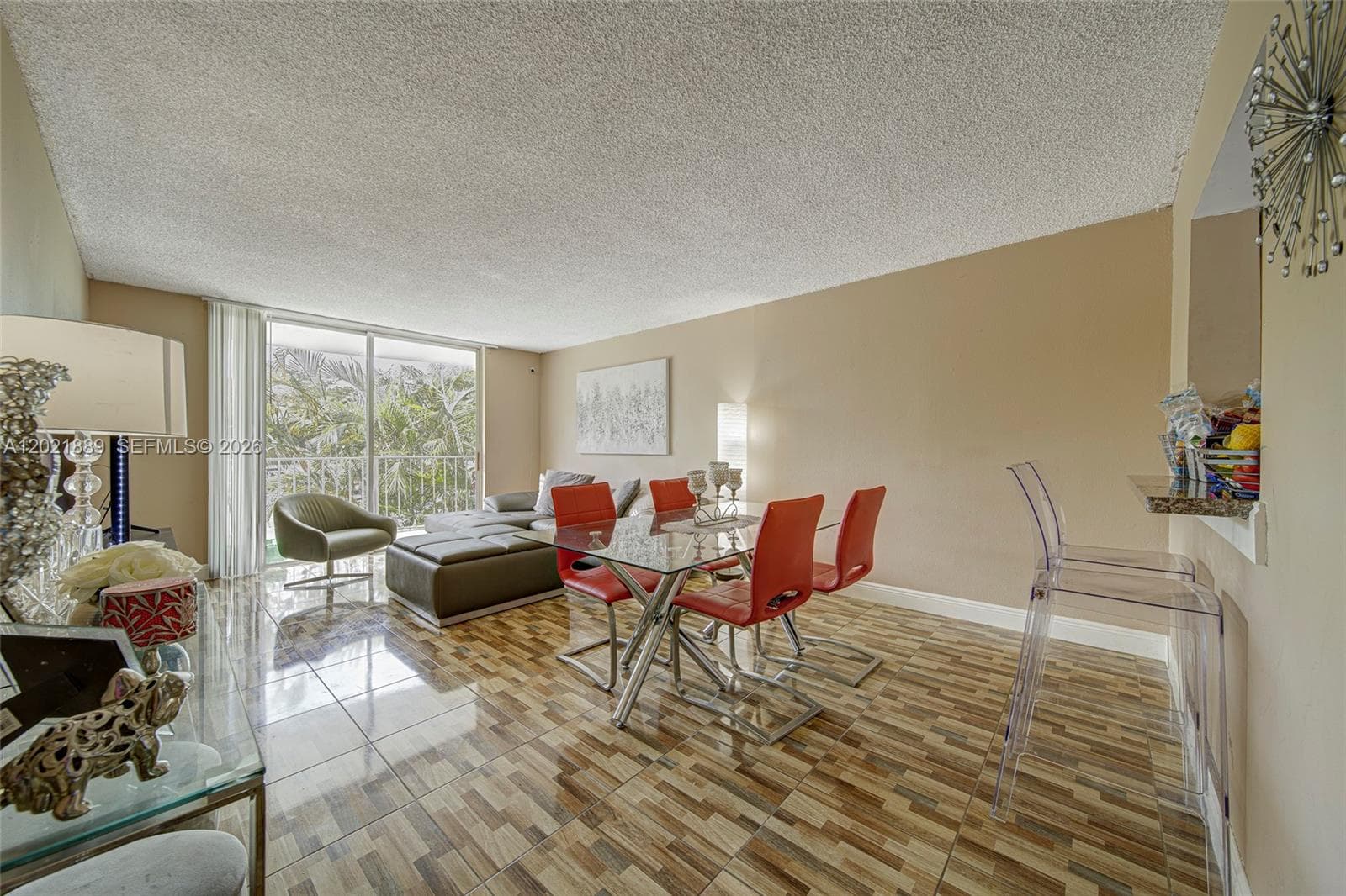 494 NW 165th St Rd # C-205, Miami, FL 33169 photo 2