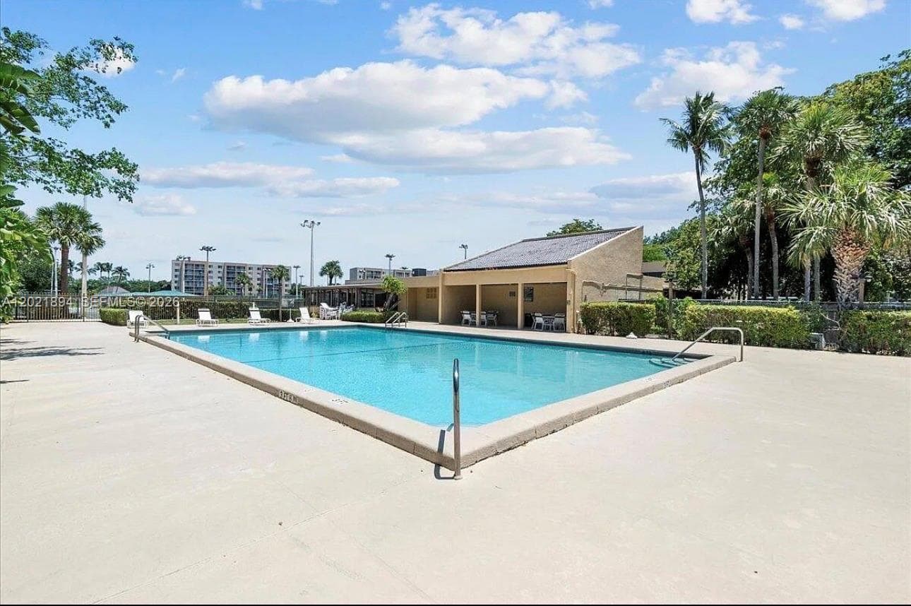 2786 Tennis Club Dr # 302, West Palm Beach, FL 33417 photo 5