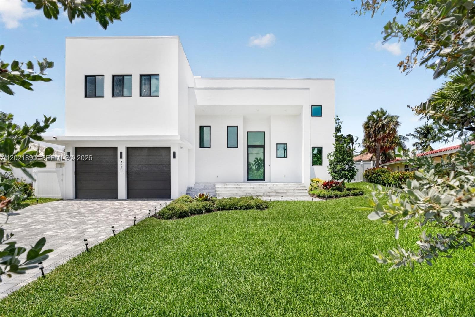 2751 NE 22nd Ct, Pompano Beach, FL 33062 photo 3