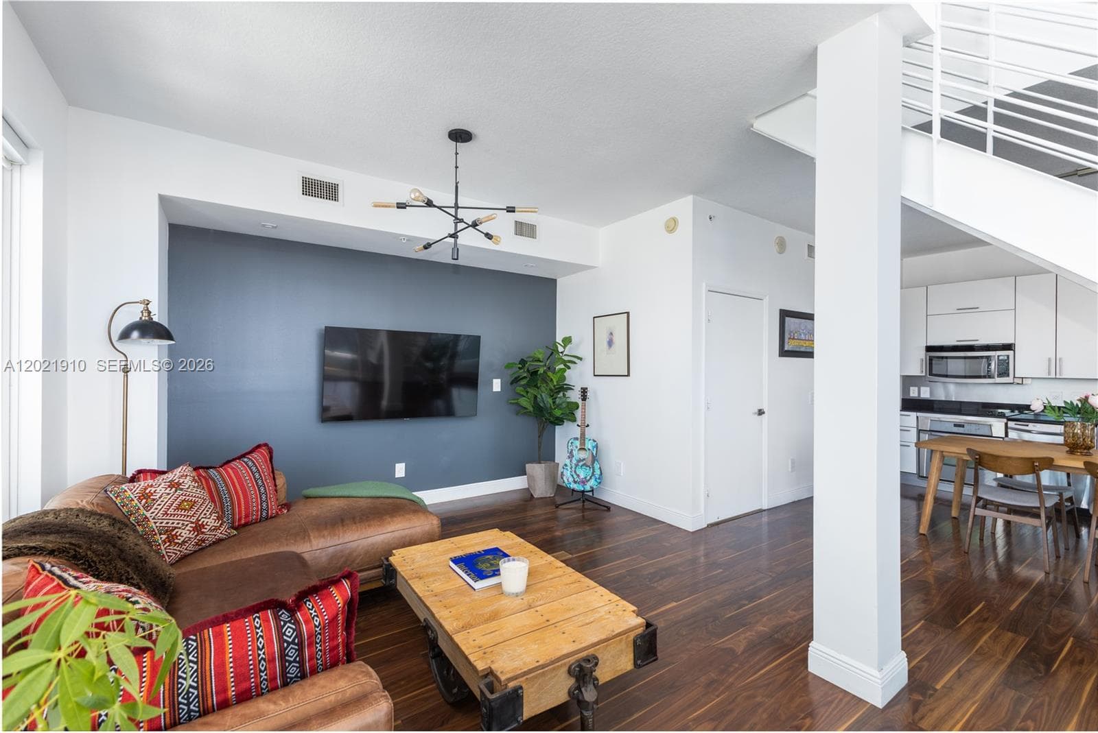 60 SW 13th St # 4613, Miami, FL 33130 photo 3