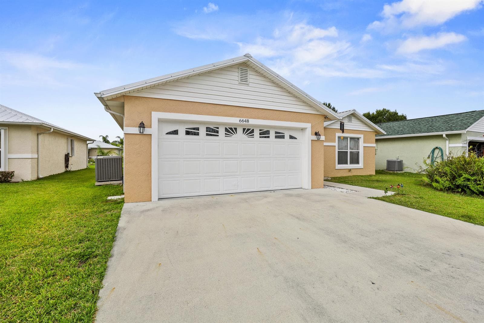 6648 Gaviota, Fort Pierce, FL 34951 photo 2