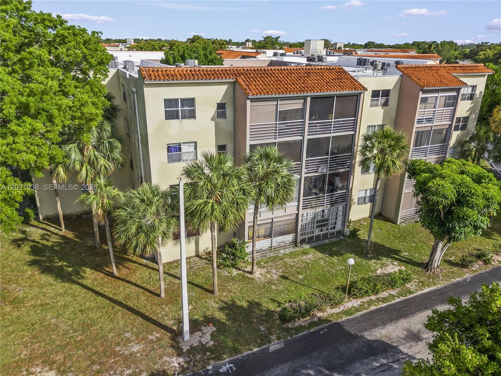1800 SW 81st Ave # 1308, North Lauderdale, FL 33068 photo 2