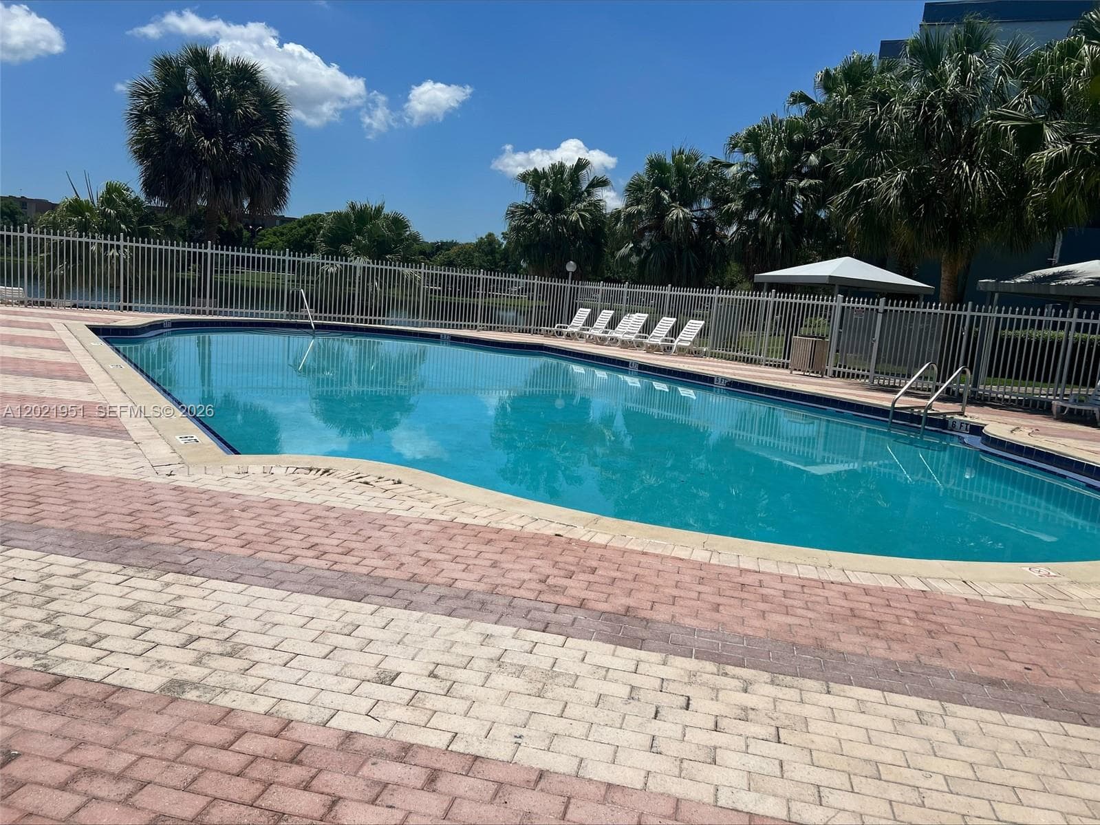 9359 Fontainebleau Blvd # F108, Miami, FL 33172 photo 4