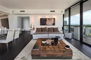 101 20th St # 1907, Miami Beach, FL 33139 photo 4
