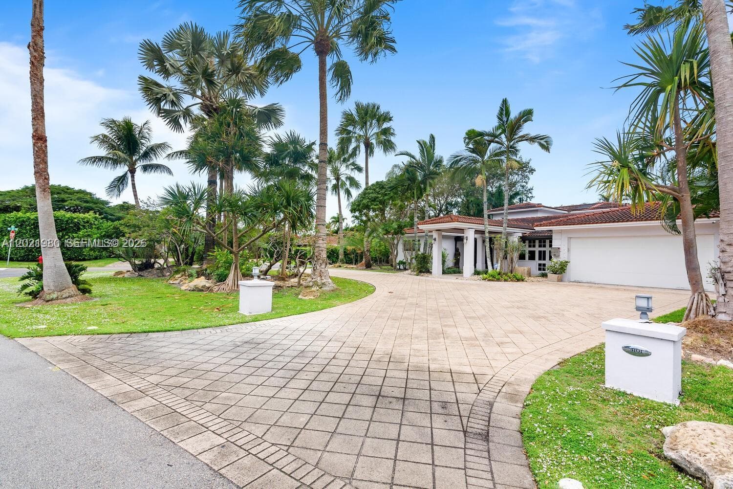 4101 Bayview Dr, Fort Lauderdale, FL 33308 photo 2