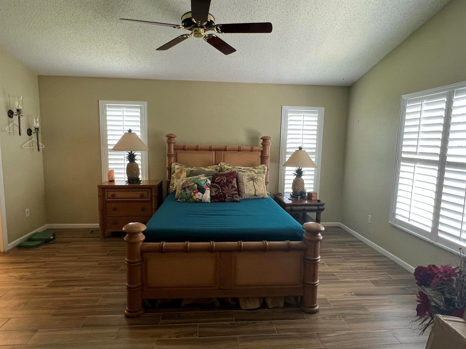 1142 NW Lombardy Drive, Port St. Lucie, FL 34986 photo 3