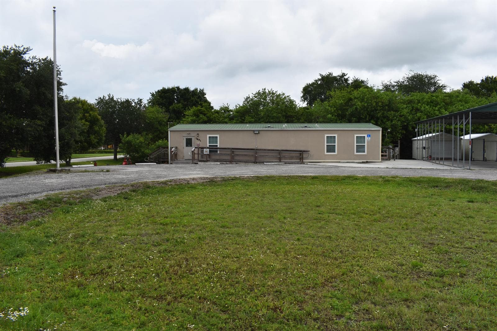 1893 90th Avenue, Vero Beach, FL 32966 photo 3