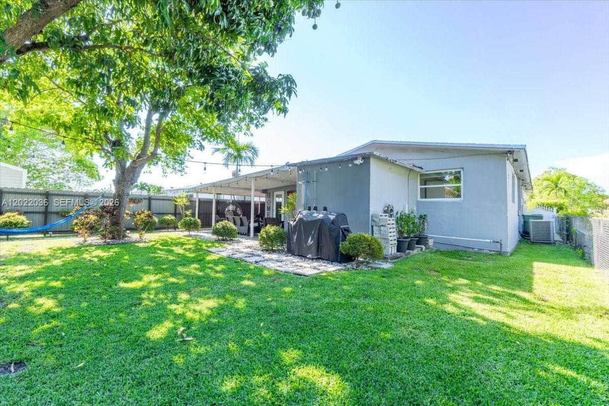 120 W 50th St, Hialeah, FL 33012 photo 3