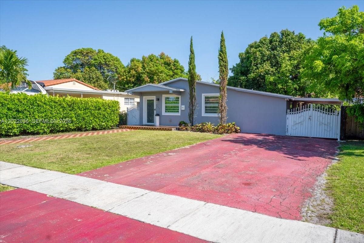 120 W 50th St, Hialeah, FL 33012 photo 4