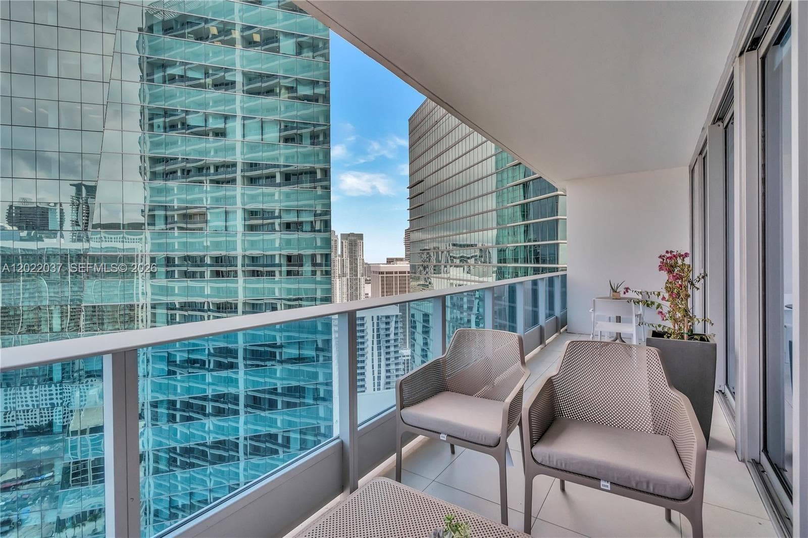 200 Biscayne Boulevard Way # 3911, Miami, FL 33131 photo 5