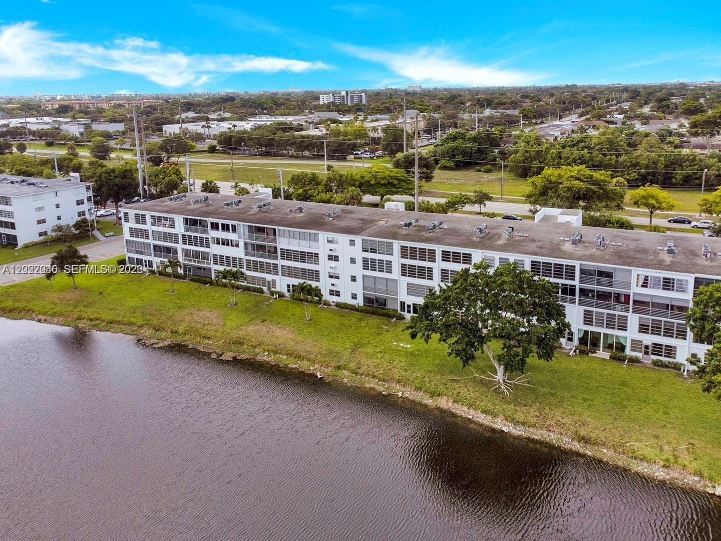 4052 E Harwood E # 4052, Deerfield Beach, FL 33442 photo 4