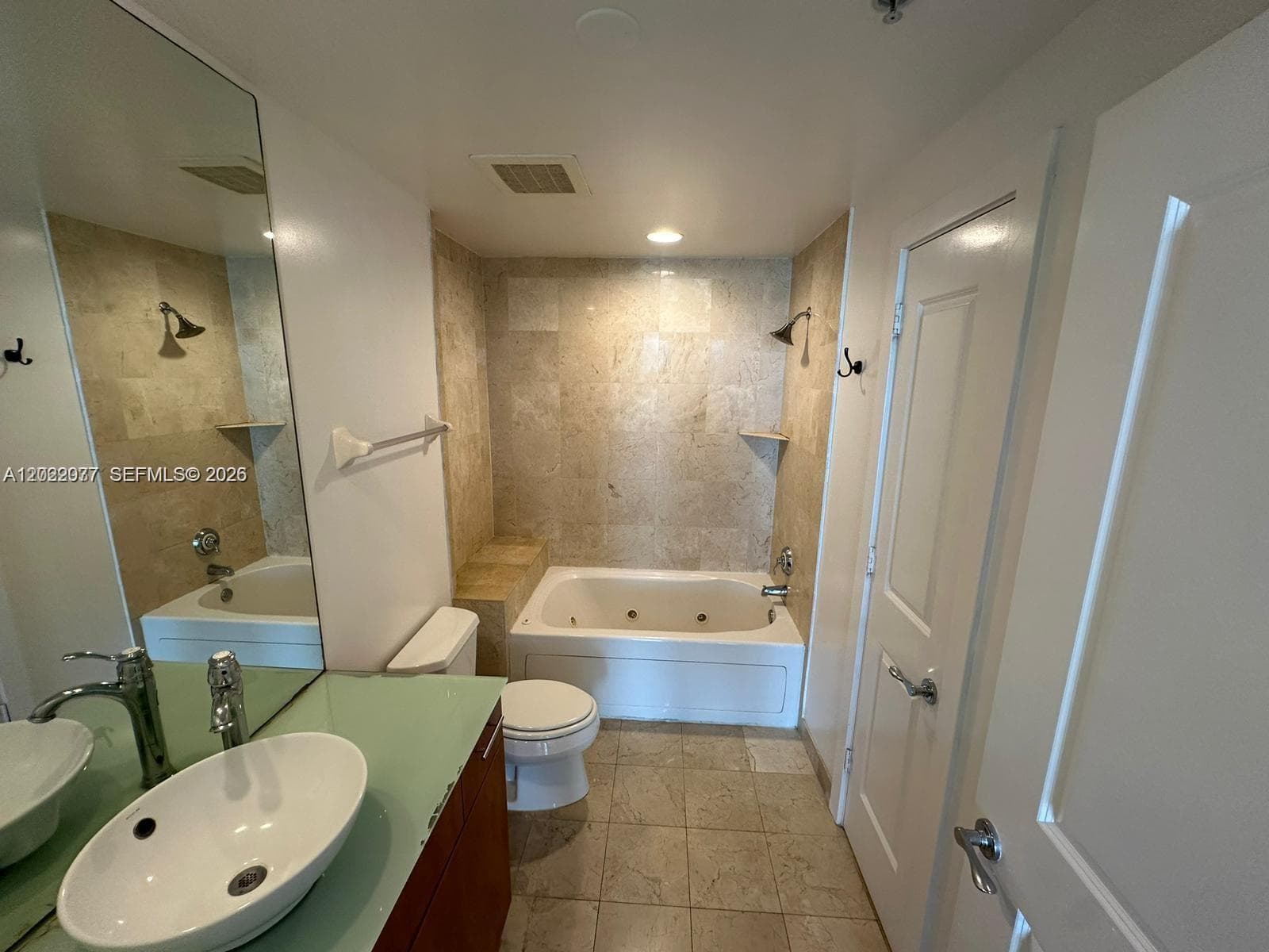 315 NE 3rd Ave # 2009, Fort Lauderdale, FL 33301 photo 5