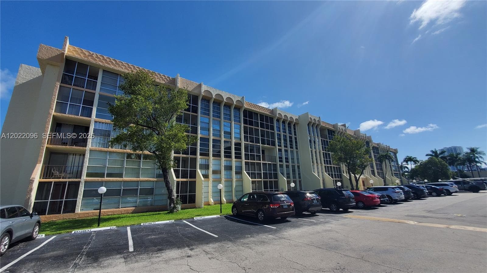 801 Three Islands Blvd # 109, Hallandale Beach, FL 33009 photo 3