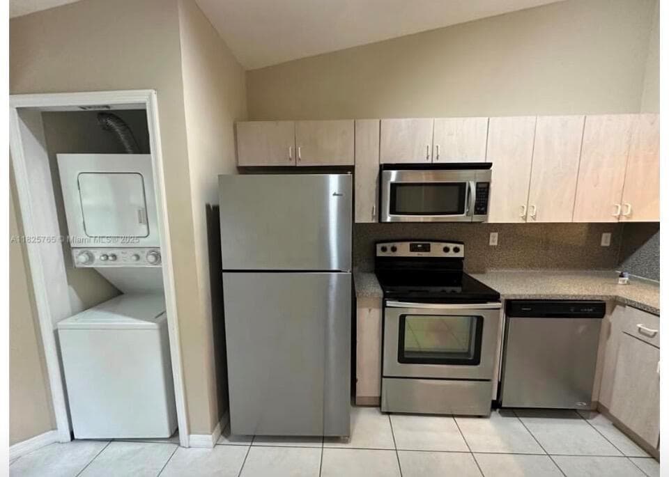 1250 SE 26th Street # 204, Homestead, FL 33035 photo 2