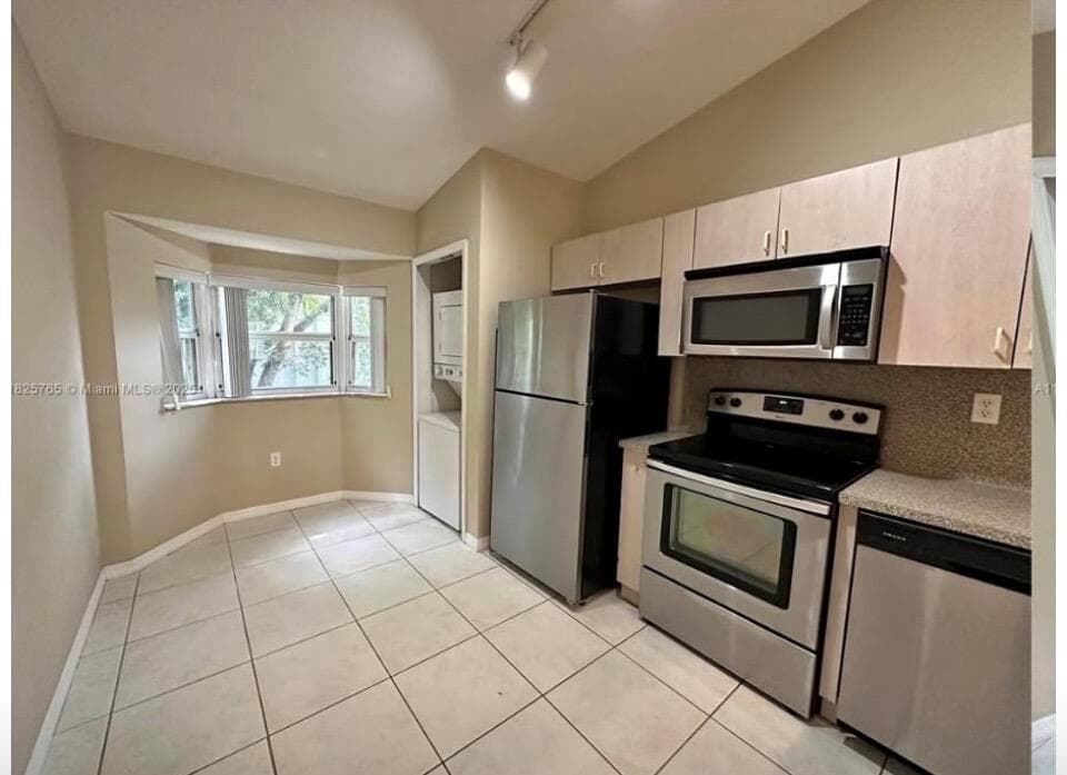 1250 SE 26th Street # 204, Homestead, FL 33035 photo 3