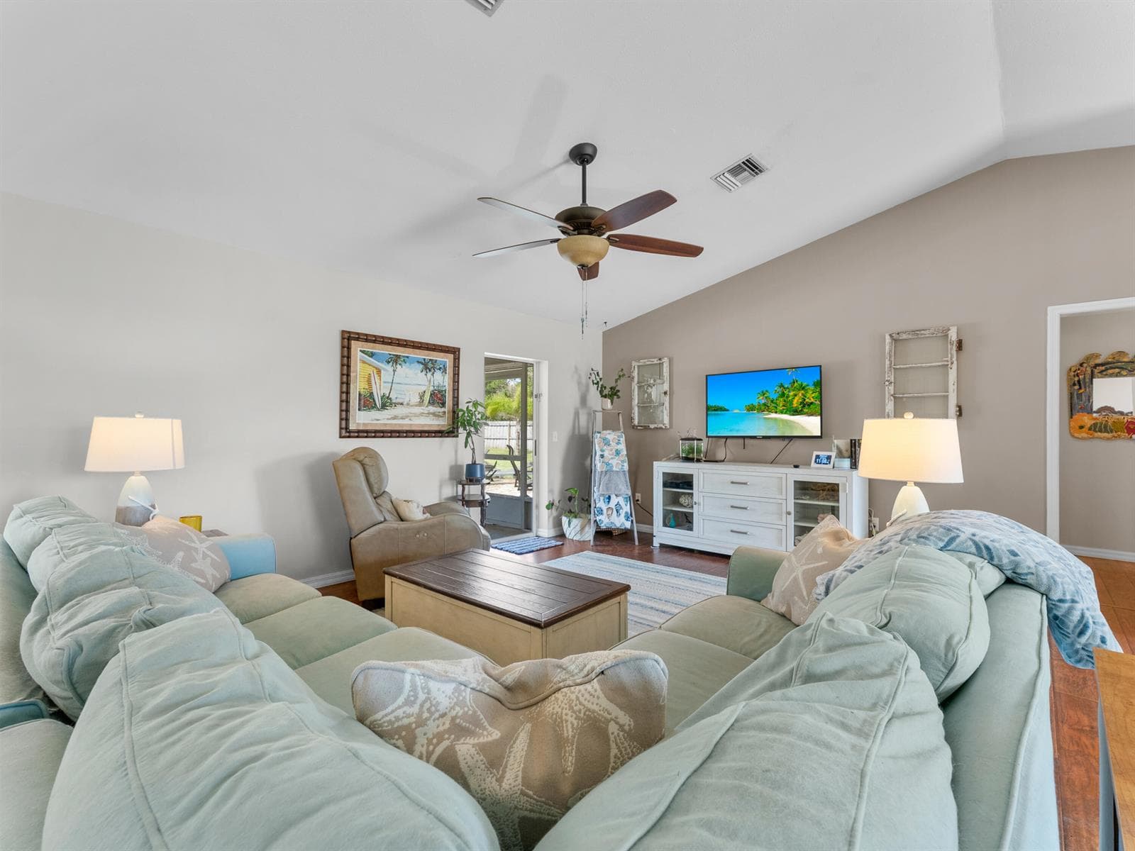 698 Fischer Drive, Sebastian, FL 32958 photo 2