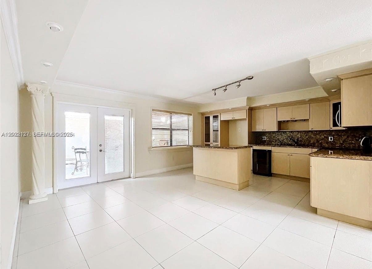 5350 W 26th Ave # 118, Hialeah, FL 33016 photo 5