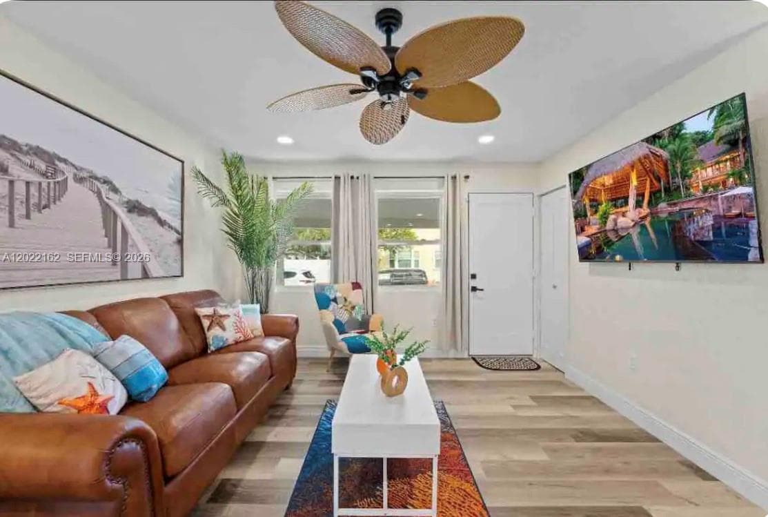 301 N Hollywood Ave, Daytona, FL 32118 photo 5