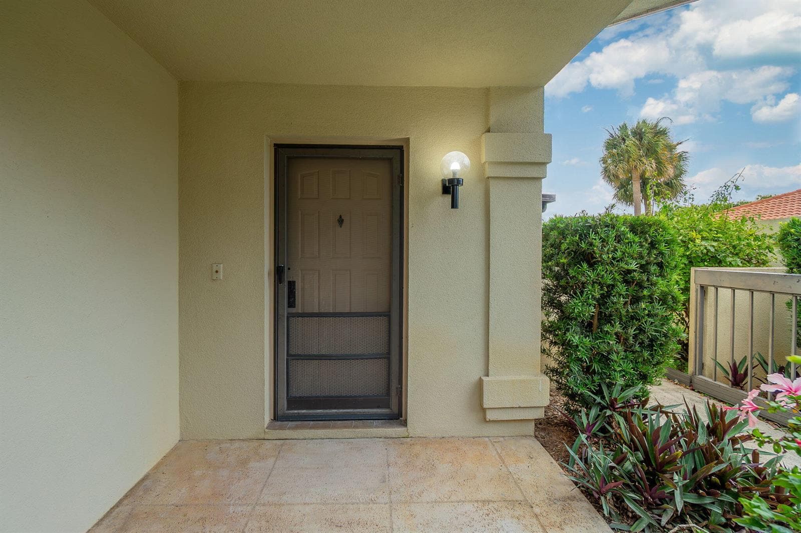 2880 Gettysburg Lane, West Palm Beach, FL 33409 photo 3