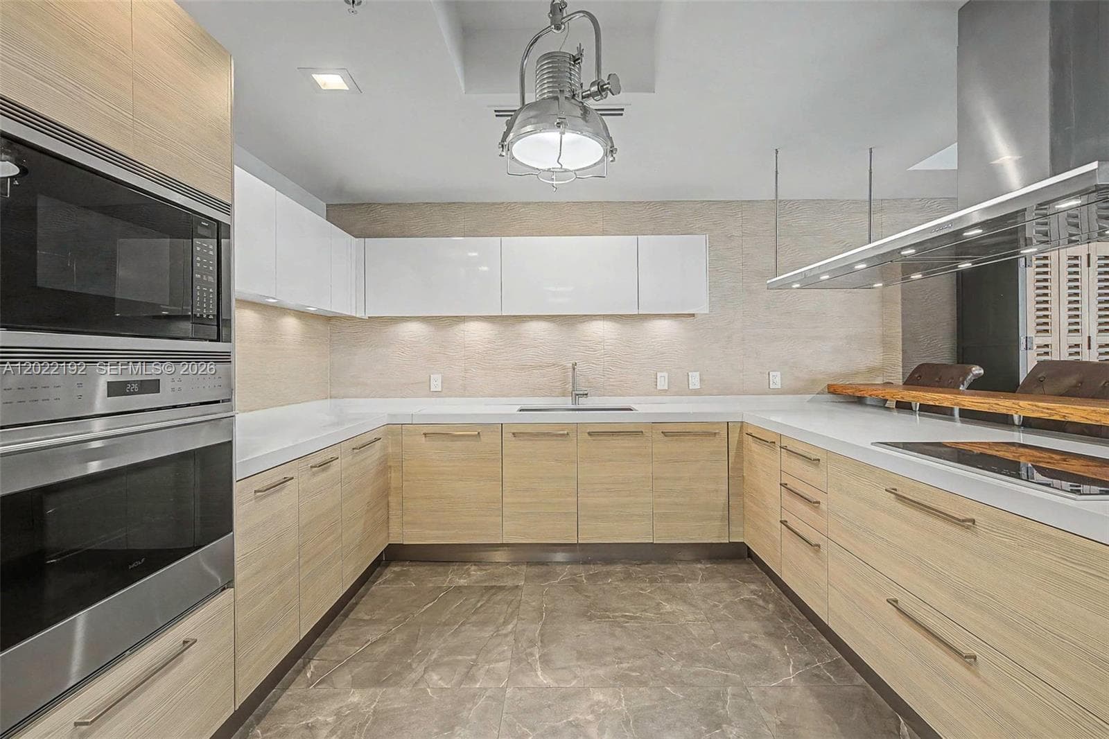 17111 Biscayne Blvd # 1405/07, North Miami Beach, FL 33160 photo 2