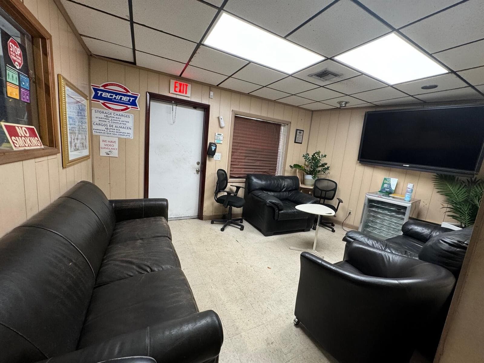 2355 NW 30th Street, Oakland Park, FL 33311 photo 3