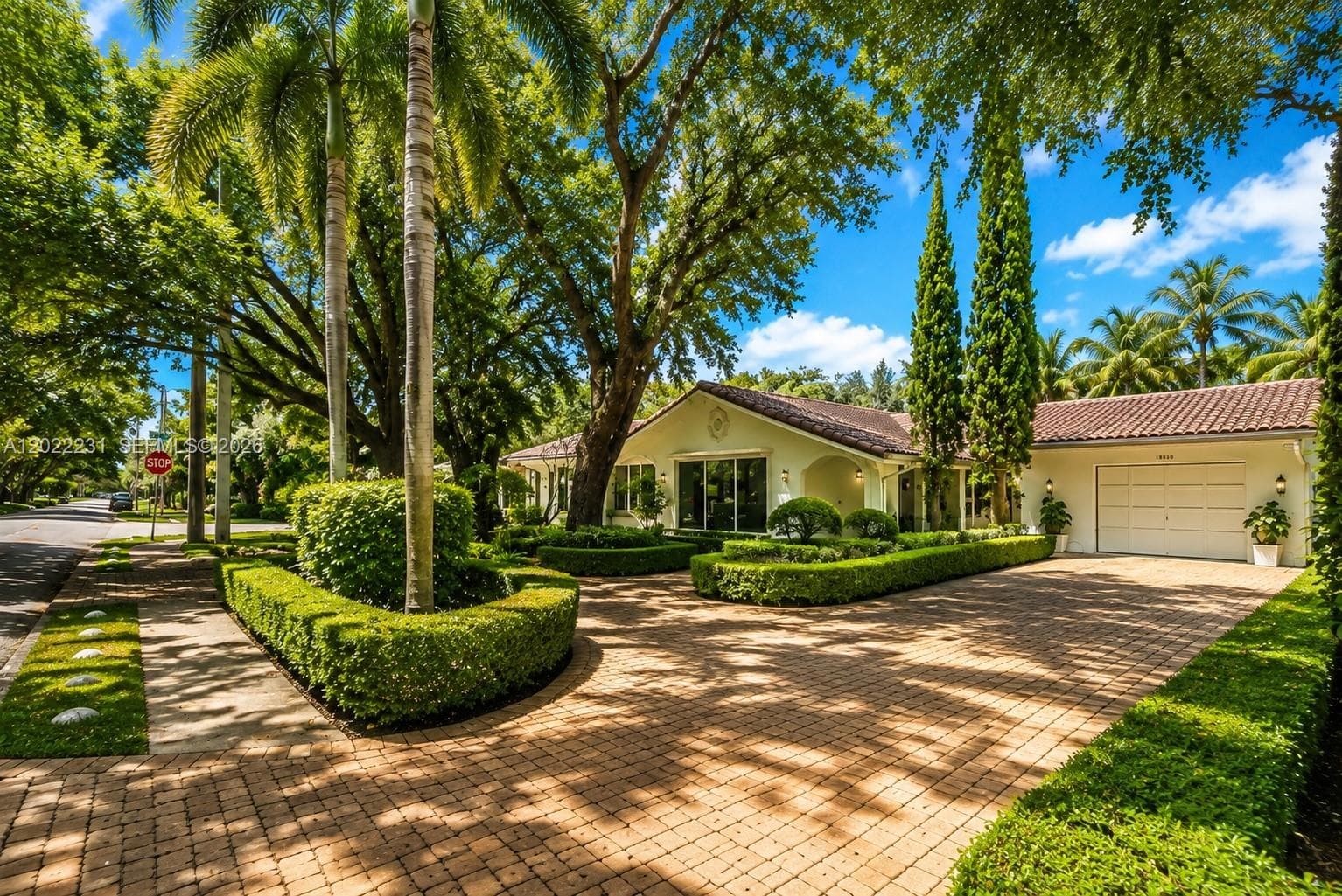 7980 SW 52nd Ave, Miami, FL 33143 photo 2