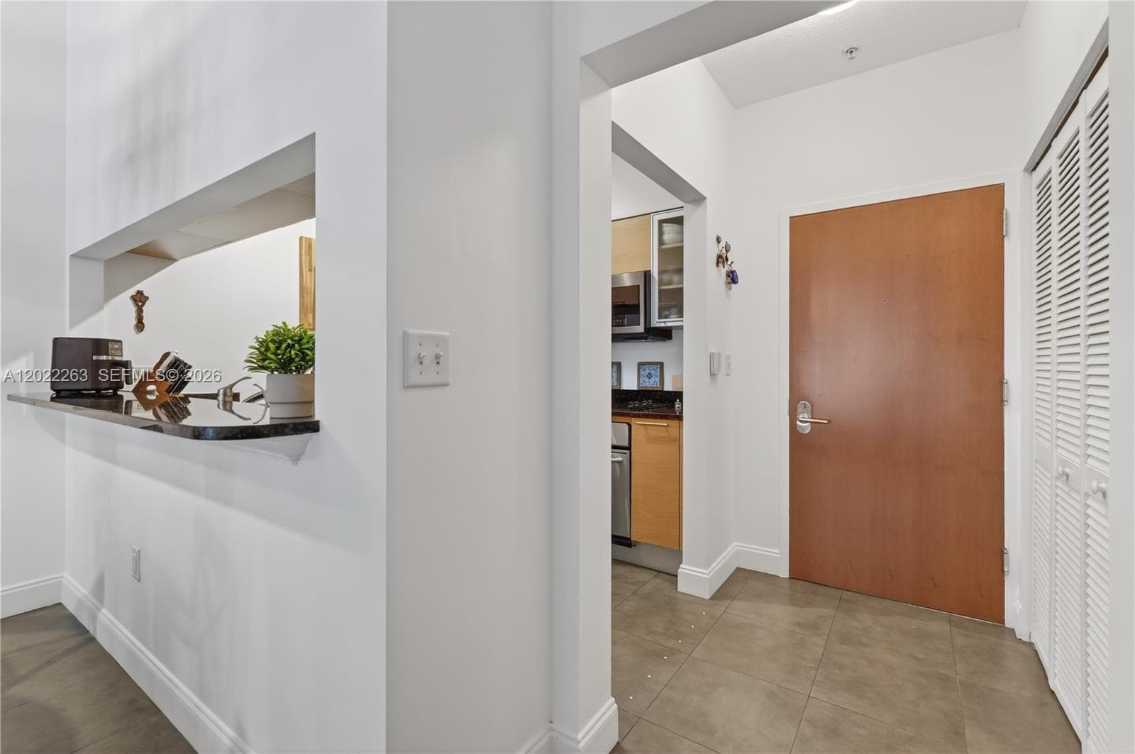 31 SE 5th St # 203, Miami, FL 33131 photo 5
