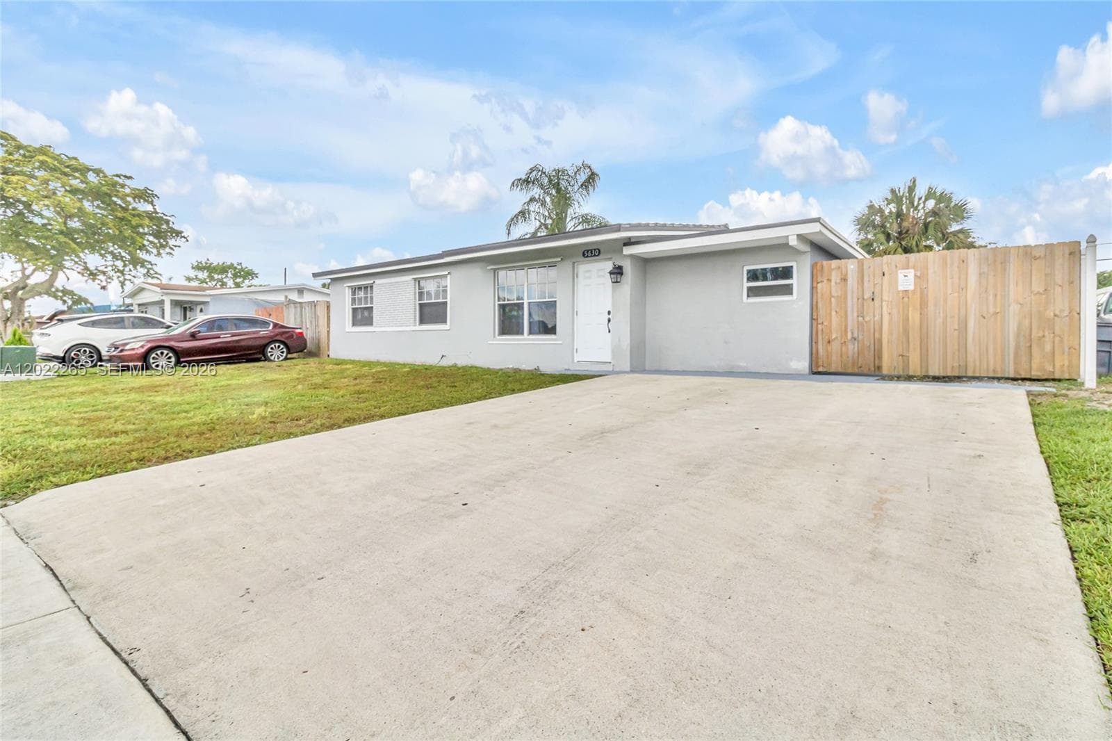 5630 SW 37th Ct, Davie, FL 33314 photo 3