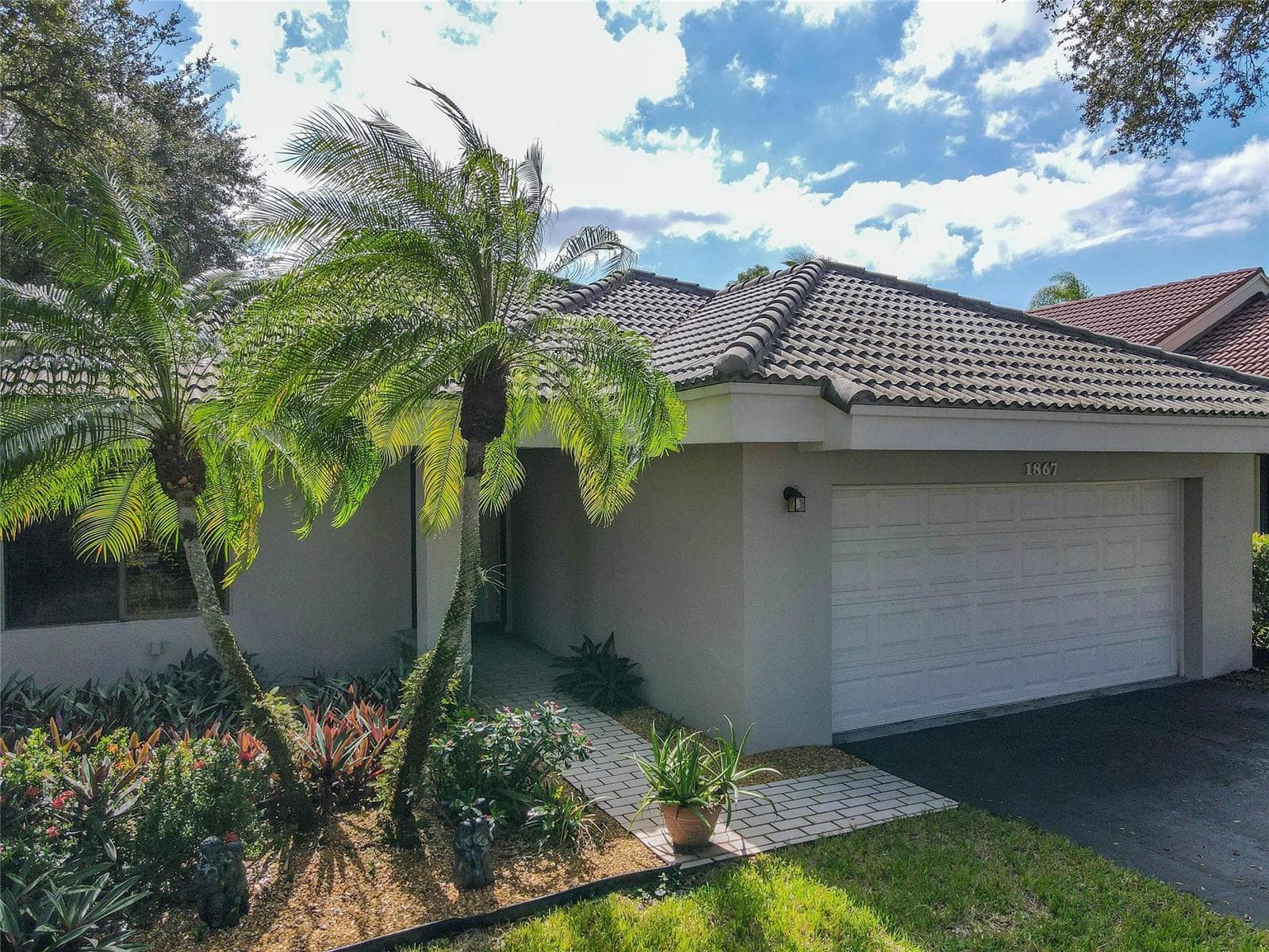 1867 NW 99th Avenue, Plantation, FL 33322 photo 2