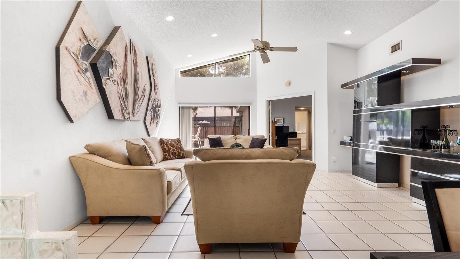 1867 NW 99th Avenue, Plantation, FL 33322 photo 3