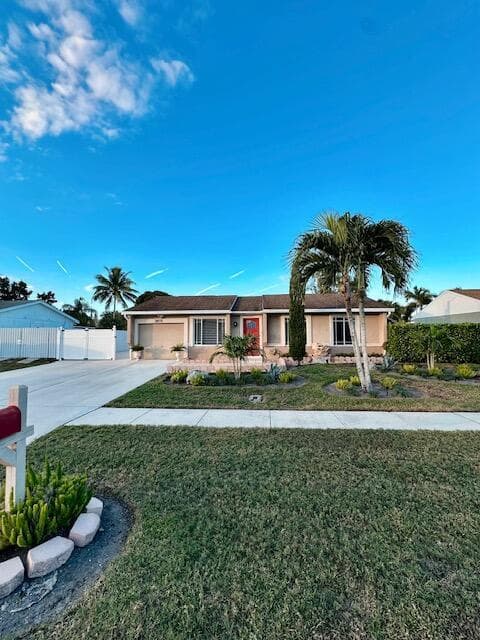 10079 Yeoman Lane, Royal Palm Beach, FL 33411 photo 2
