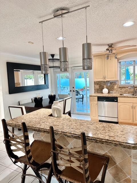 10079 Yeoman Lane, Royal Palm Beach, FL 33411 photo 5